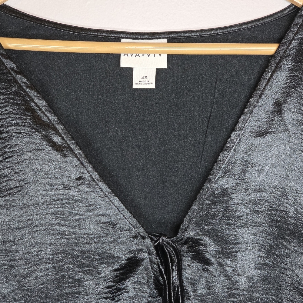 Ava & Viv Women's Black Satin V-Neck Top Long Bell Sleeves 2X Glam Whimsigoth - Picture 6 of 15